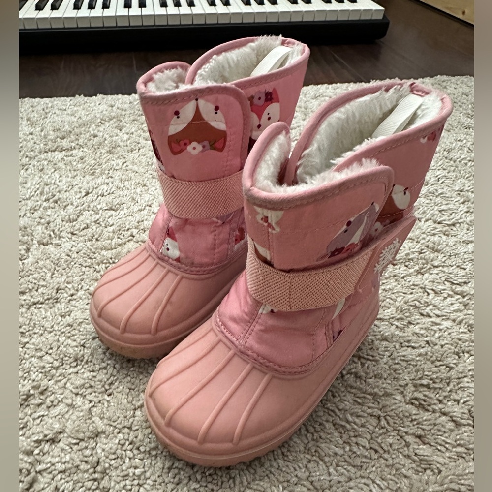 The Children’s Place Pink Snow Boots (8)